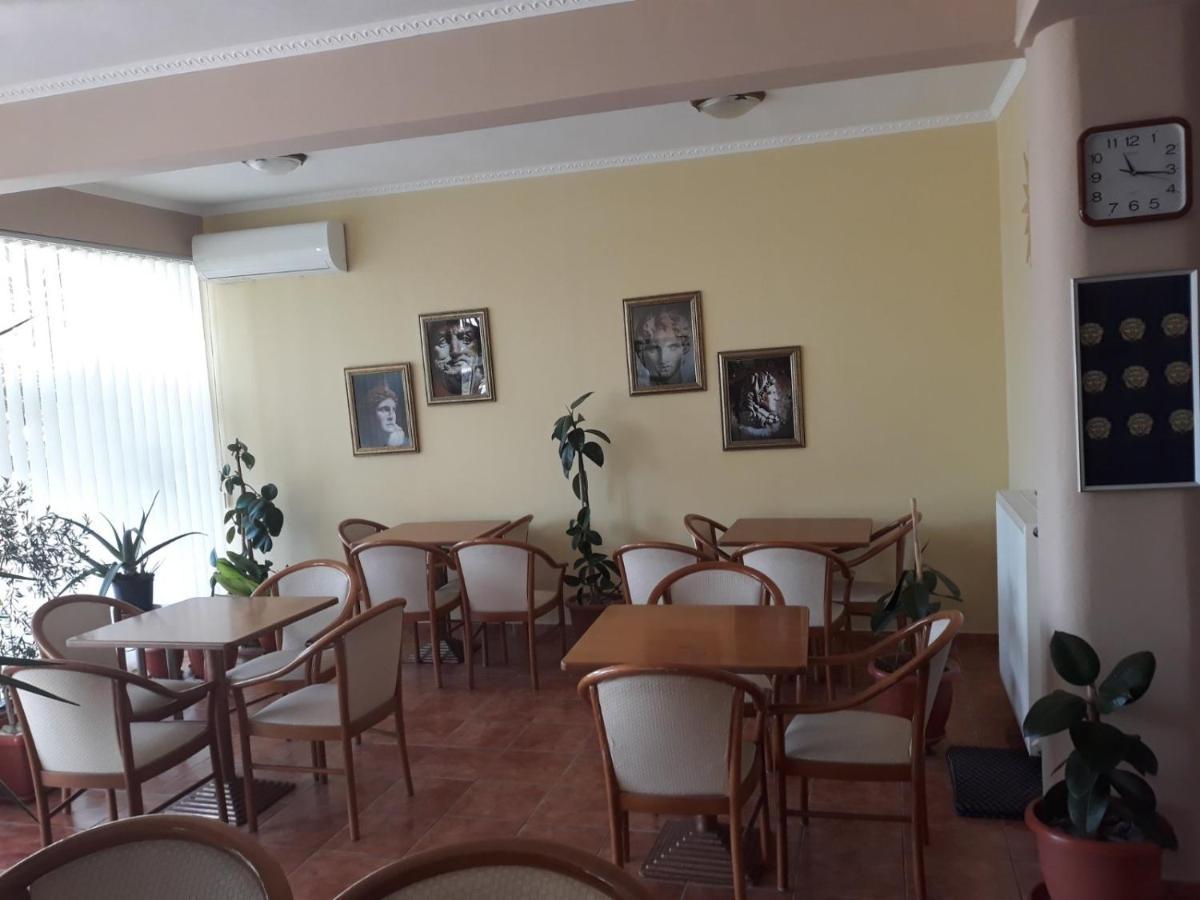 Villa Alexander Paralía Eksteriør billede