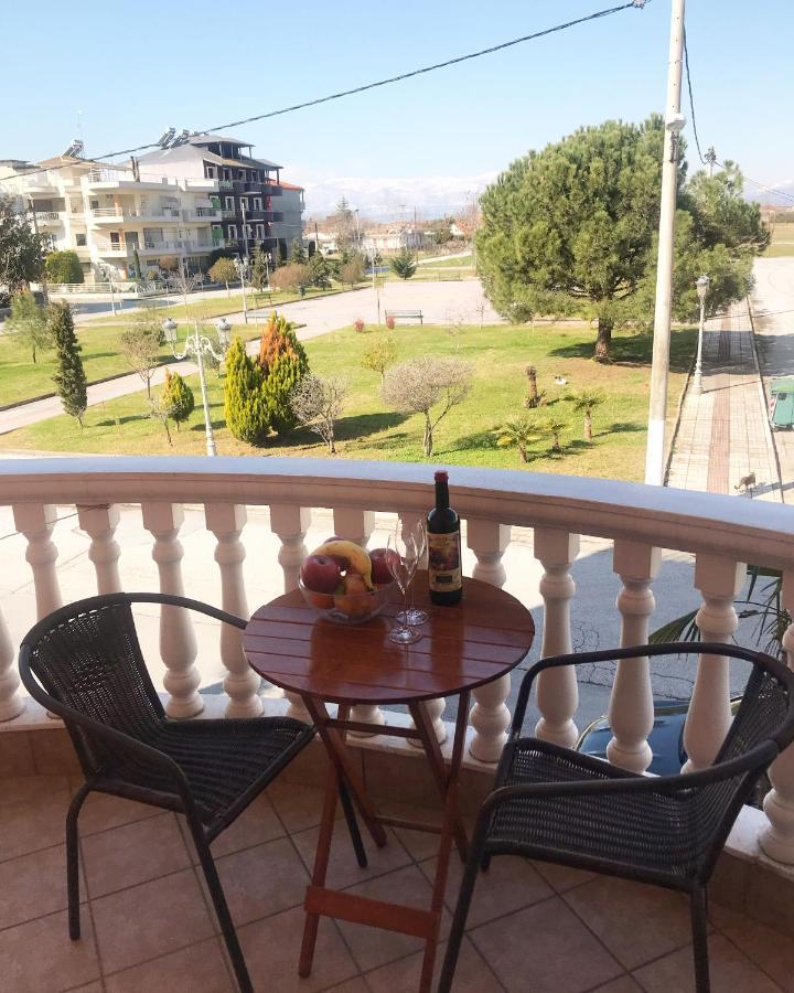 Villa Alexander Paralía Eksteriør billede